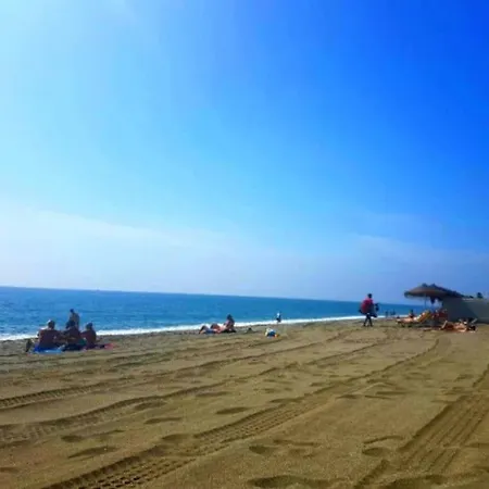 3 Bedrooms Flat-fuengirola Center-2 Min From