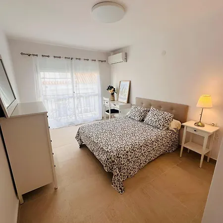 Apartment 3 Bedrooms Flat-fuengirola Center-2 Min From *