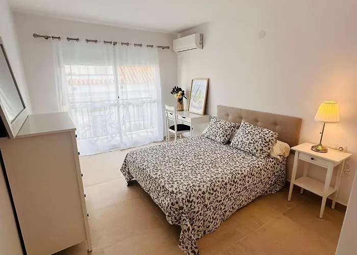 Apartamento 3 Bedrooms Flat-fuengirola Center-2 Min From *
